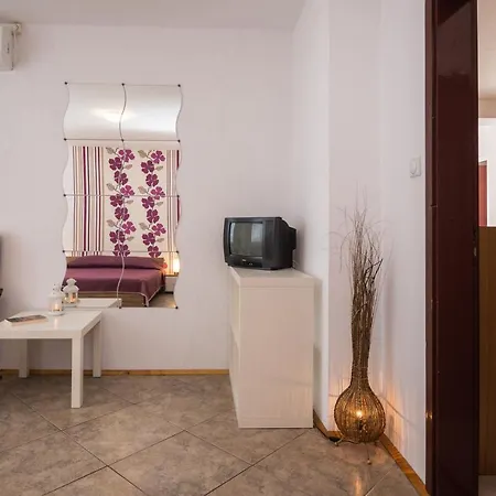 House Gabi سوزوبول