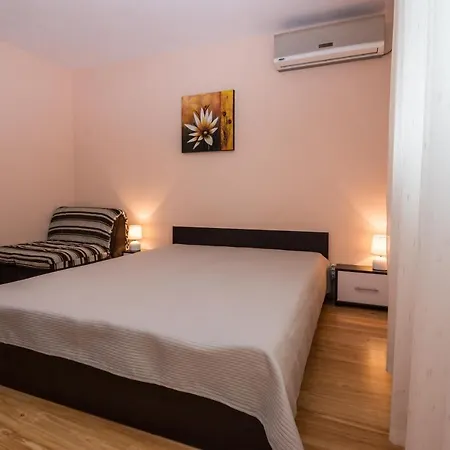 House Gabi 3* سوزوبول
