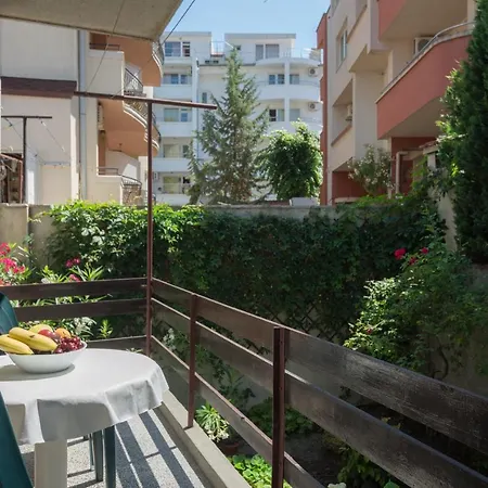 House Gabi بيت ضيافة سوزوبول